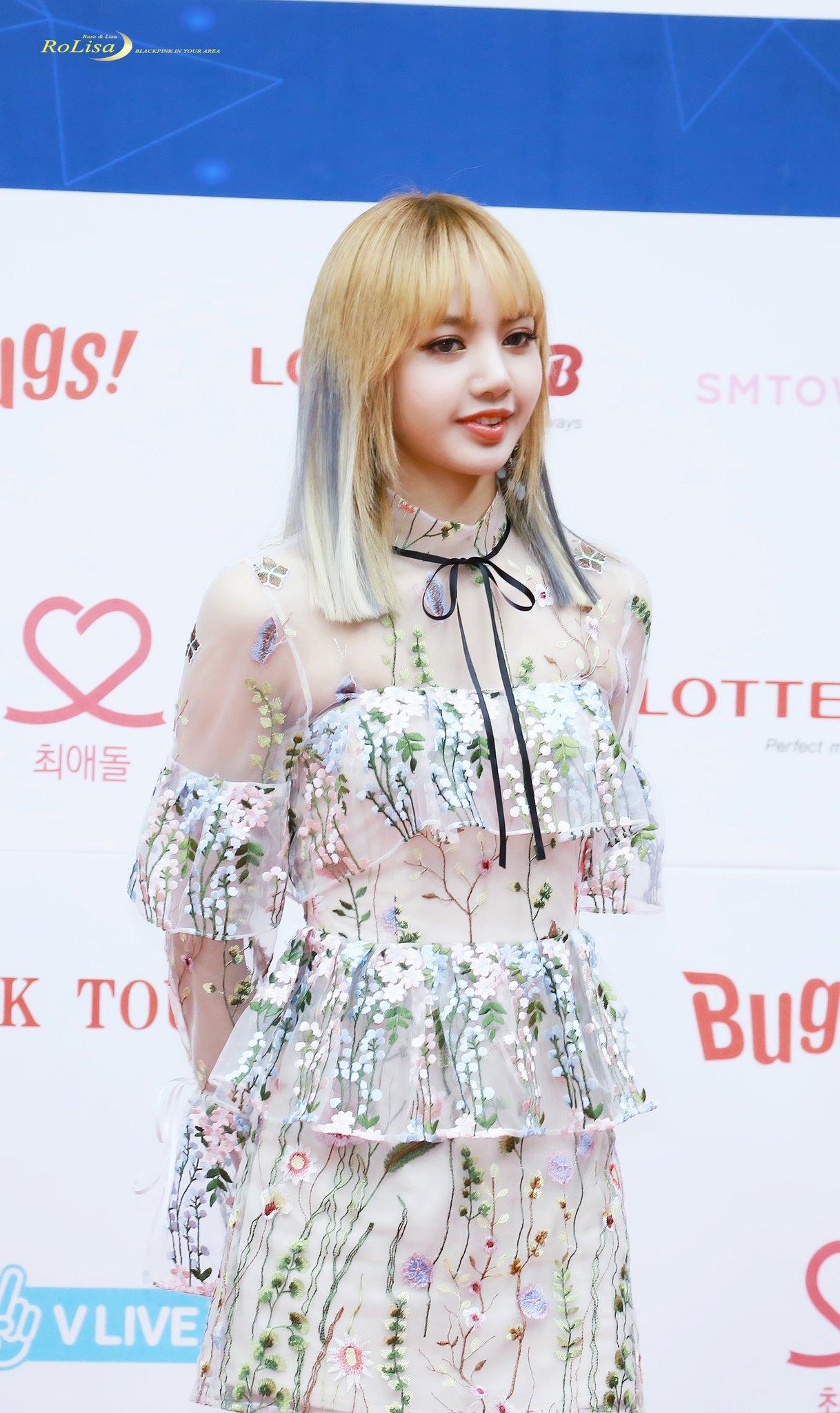 BLACKPINK Lisa Shocks Reporters With Sexy See-Through Dress — Koreaboo
